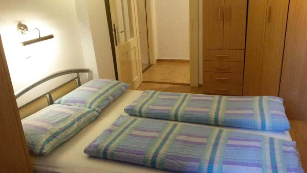 Zagreb Visit Apartment Room photo